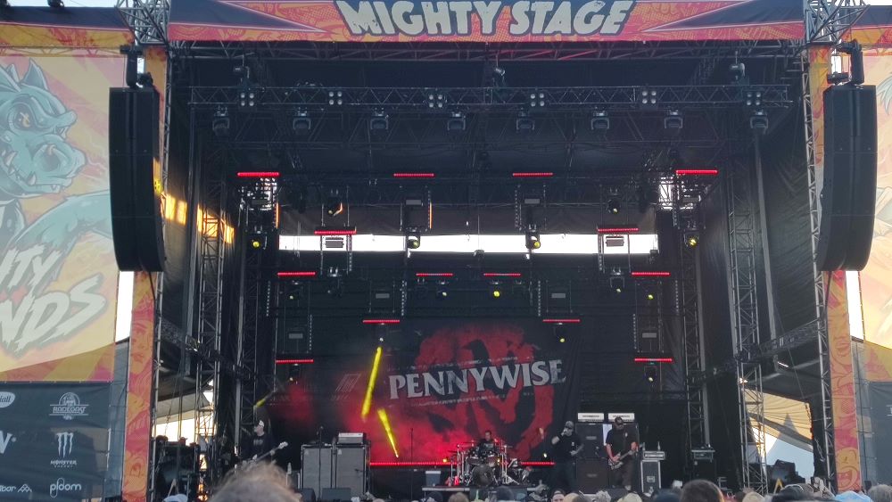 Pennywise Mighty 20